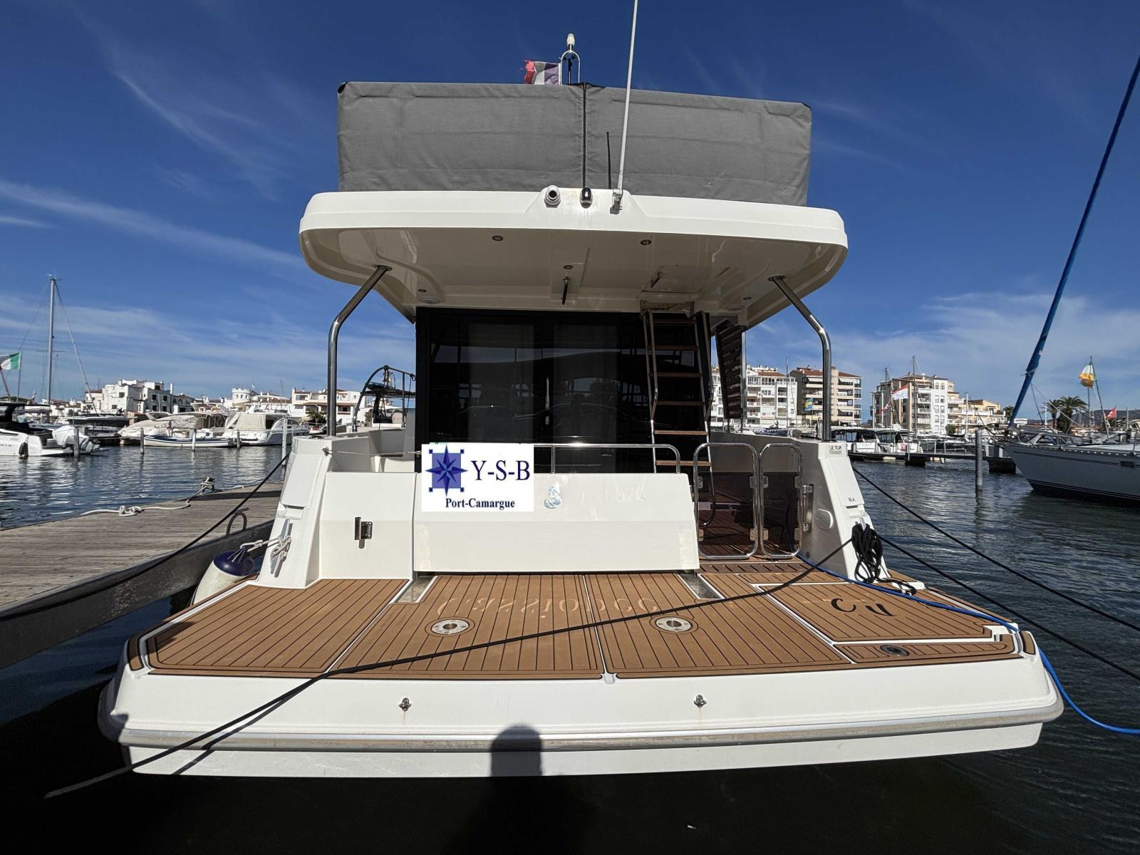 beneteau Swift trawler 41 fly