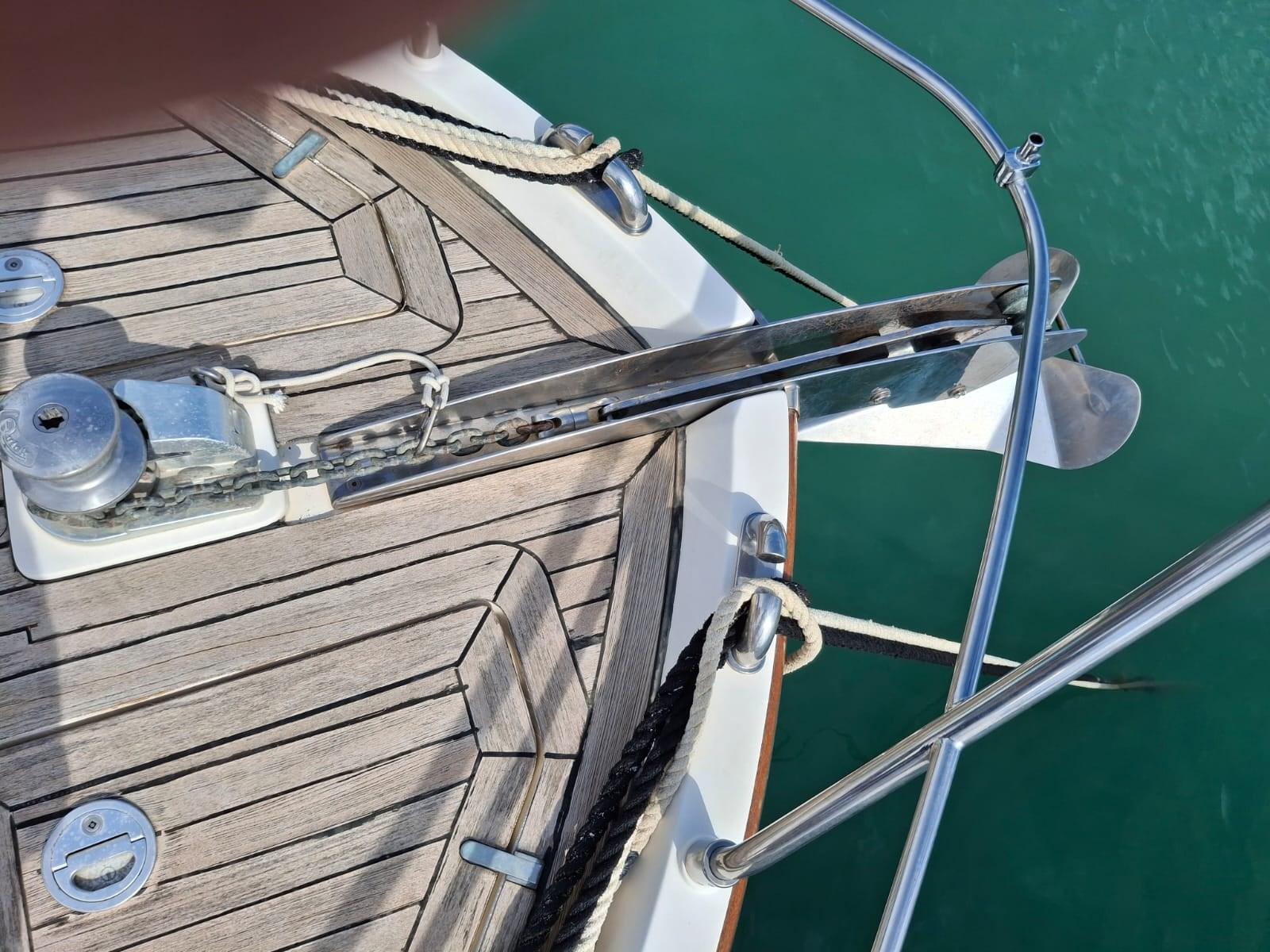 cantieri estensi 440 goldstar fly