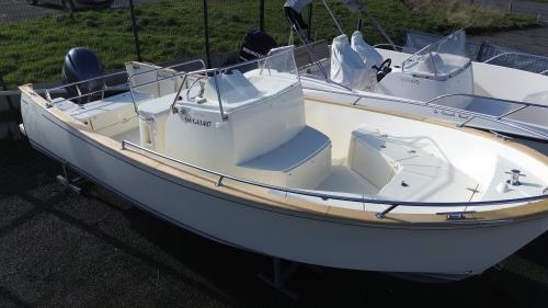 Rhea marine 23 open