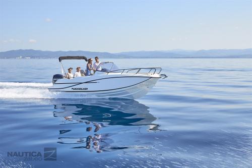 Quicksilver activ 675 sundeck