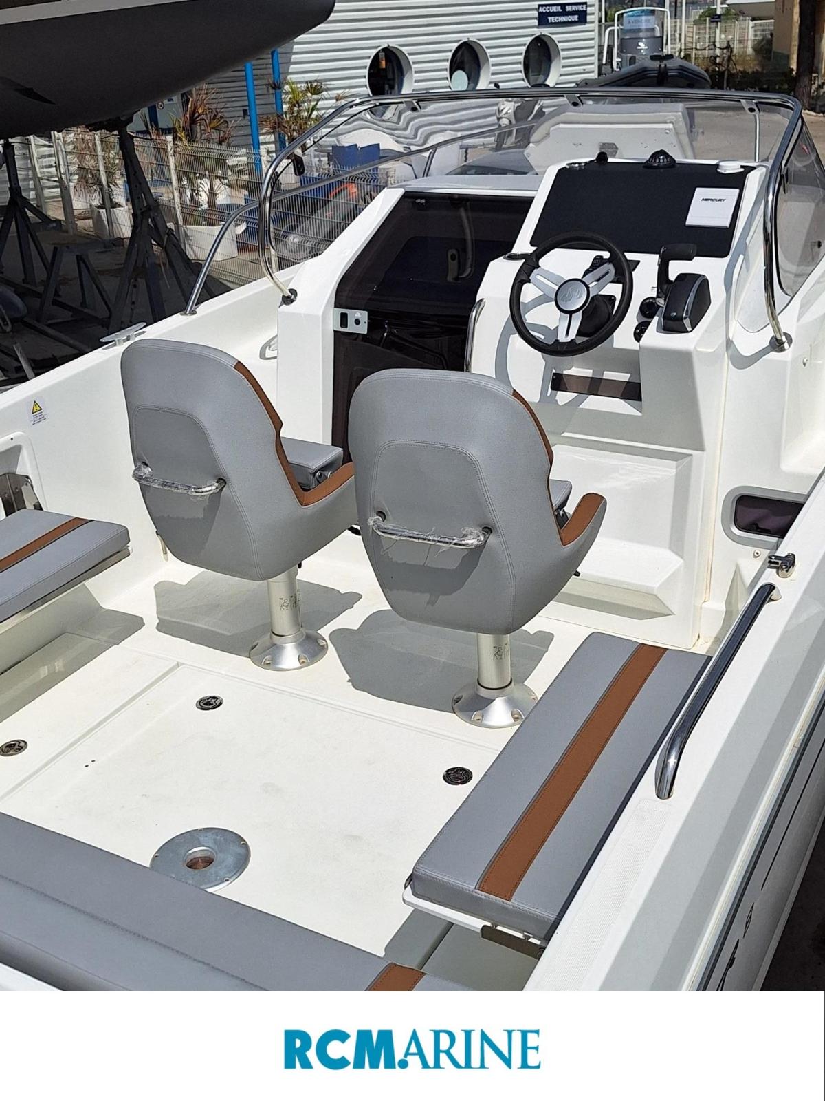 beneteau Flyer 8 sundeck v2