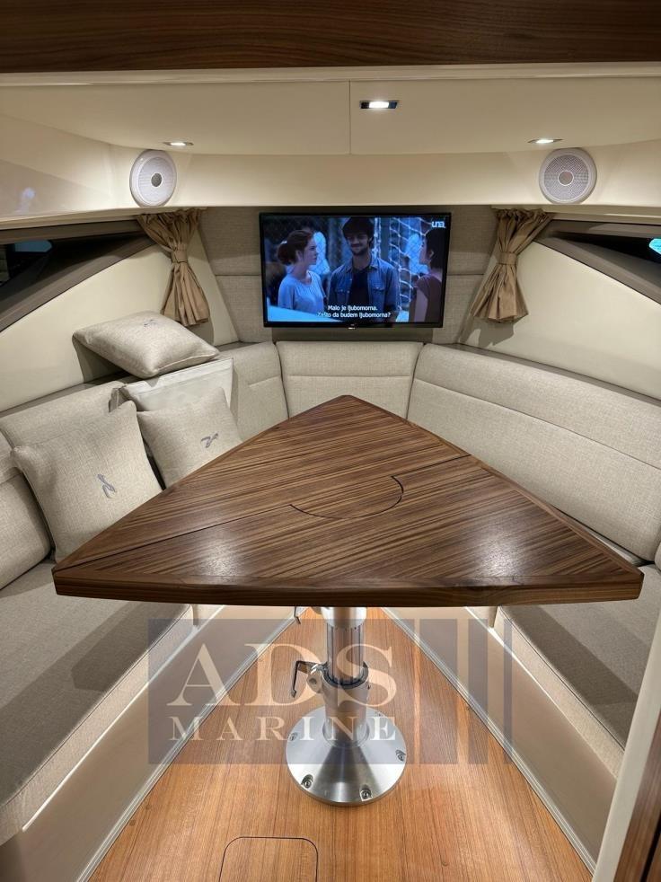 sea ray 320 spx sundancer