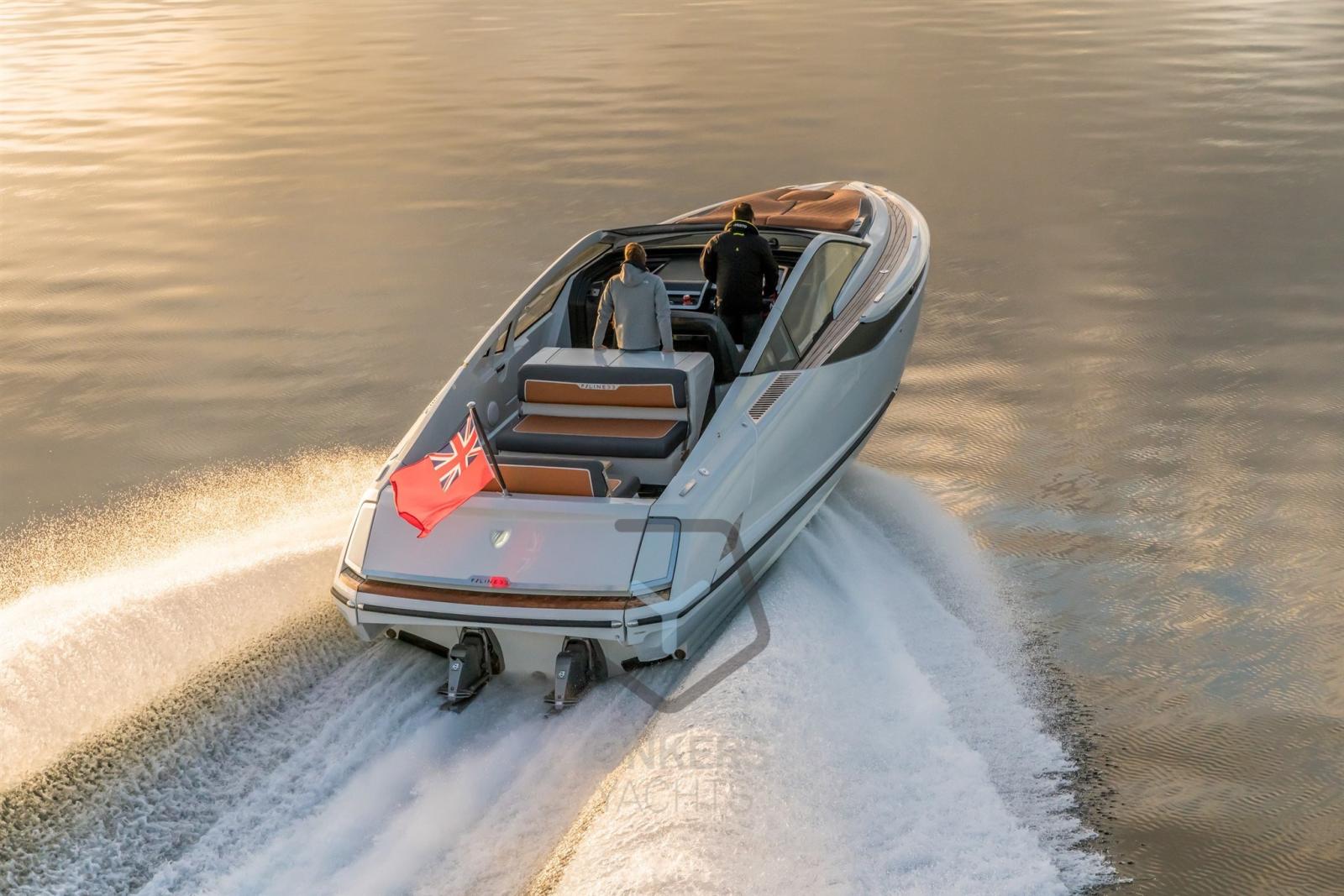 fairline F-line 33