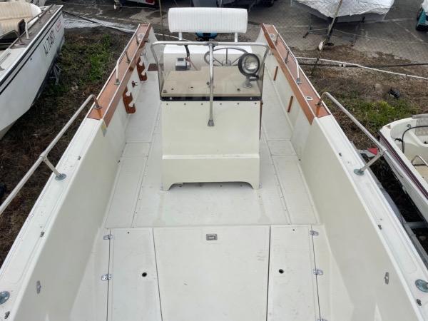 boston whaler 22 outrage