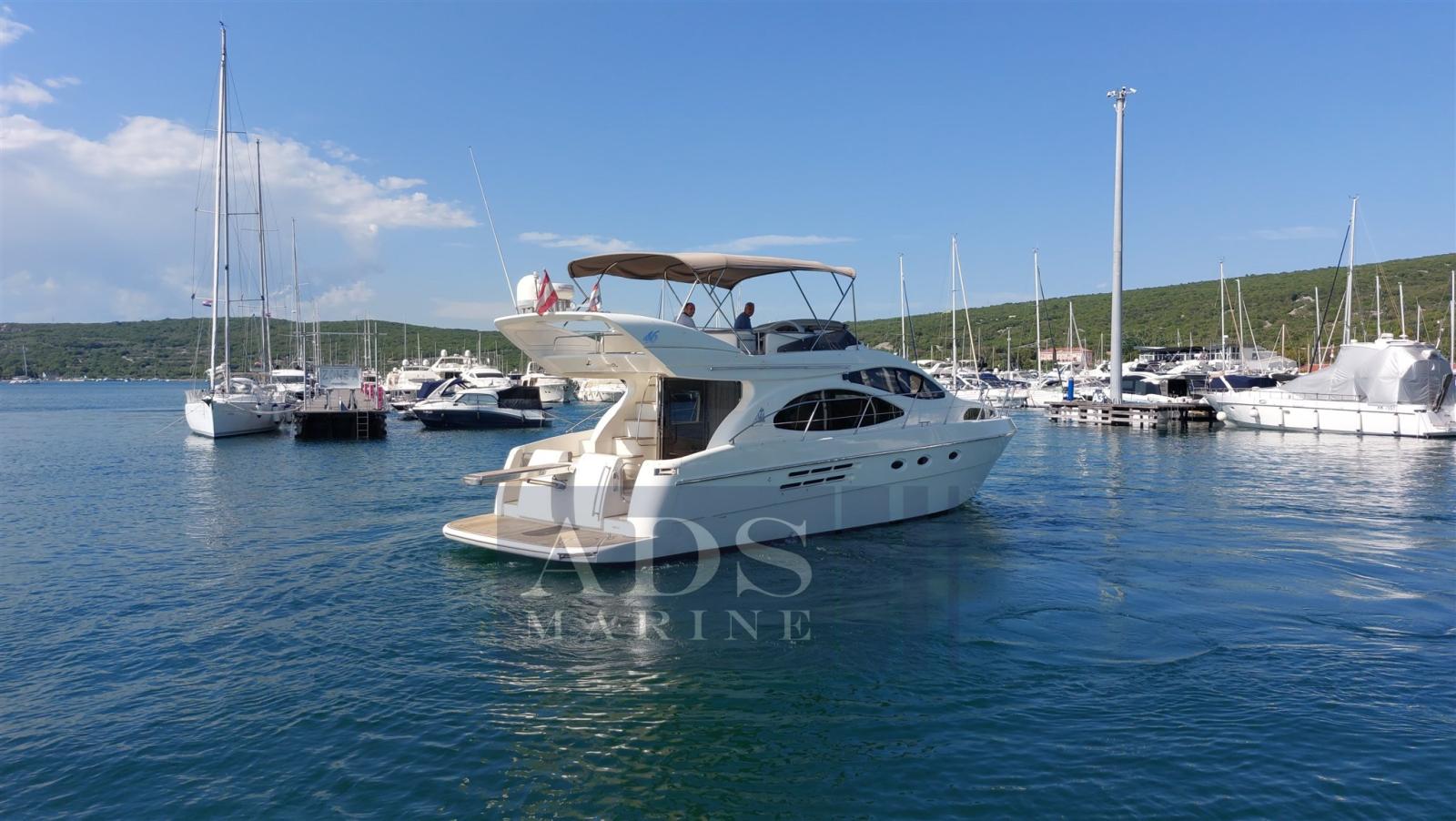 azimut 46 fly