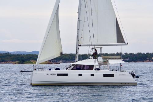 Bavaria yachts nautitech 46 fly