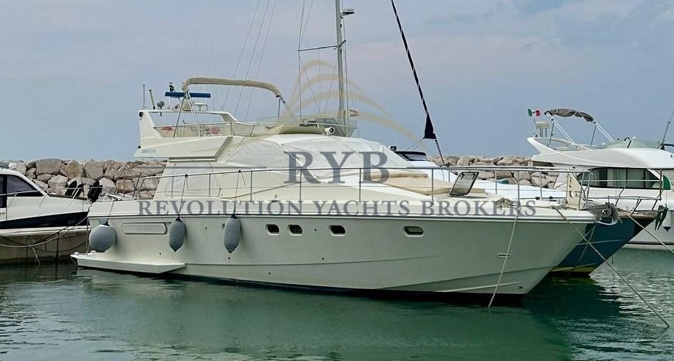 ferretti yachts 52 s fly