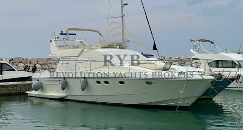 Ferretti yachts 52 s fly