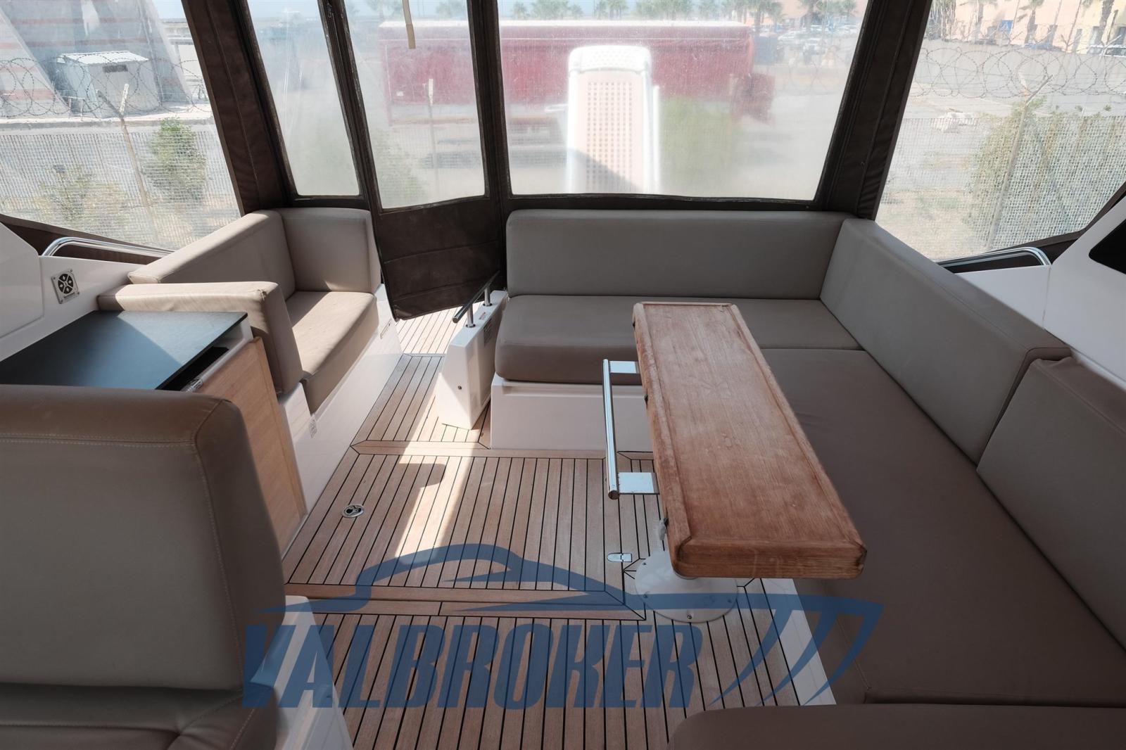 sealine Sc 35