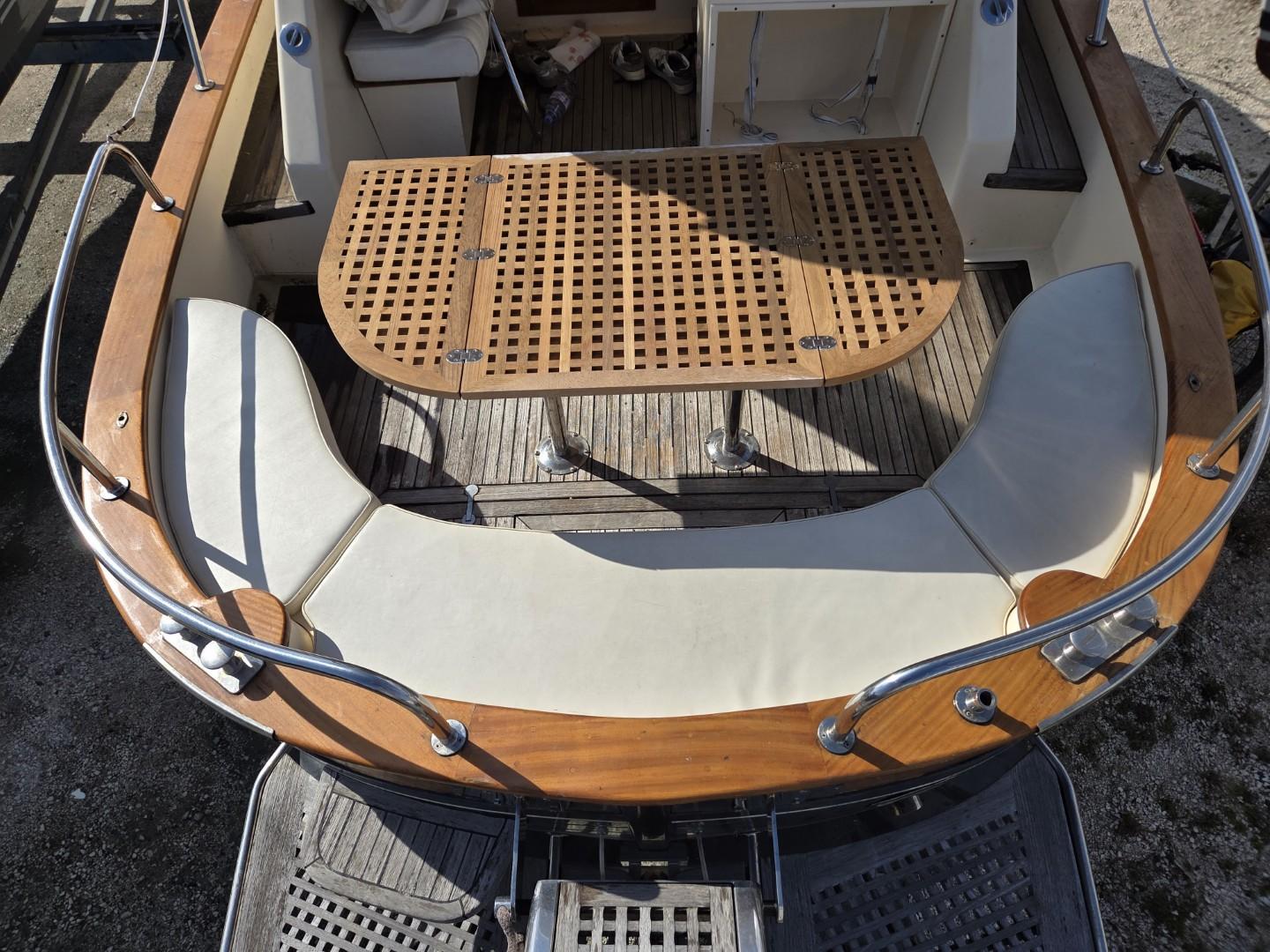 apreamare 9m semi cabin