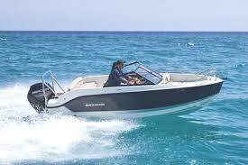 quicksilver Activ 555 bowrider