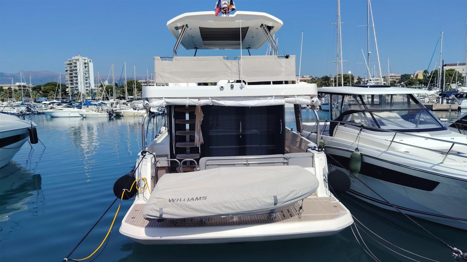 beneteau Swift trawler 48