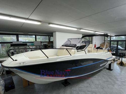 Quicksilver 705 open