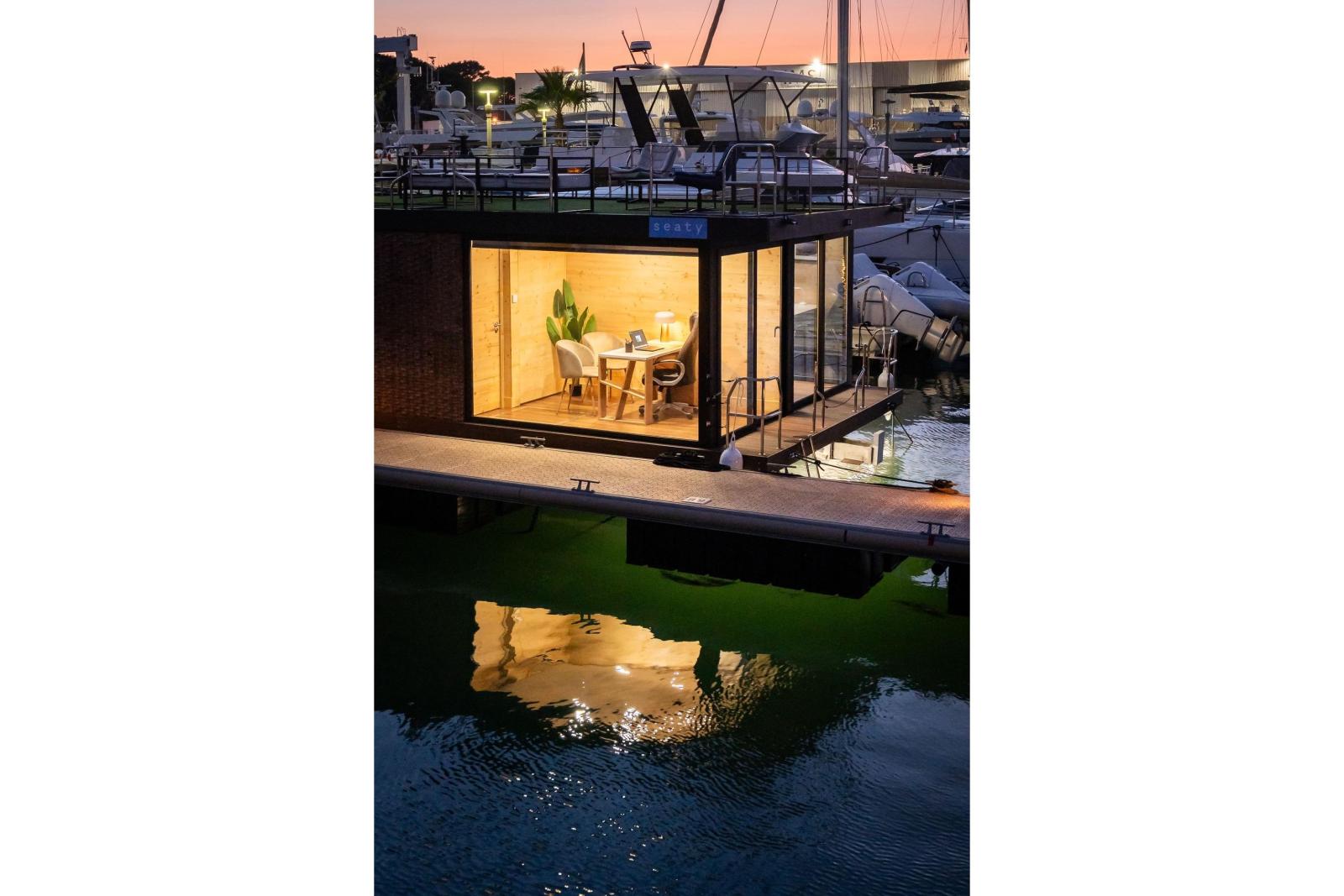catana Seaty