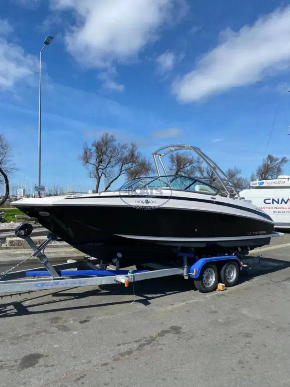 regal Regal 24 fastdeck