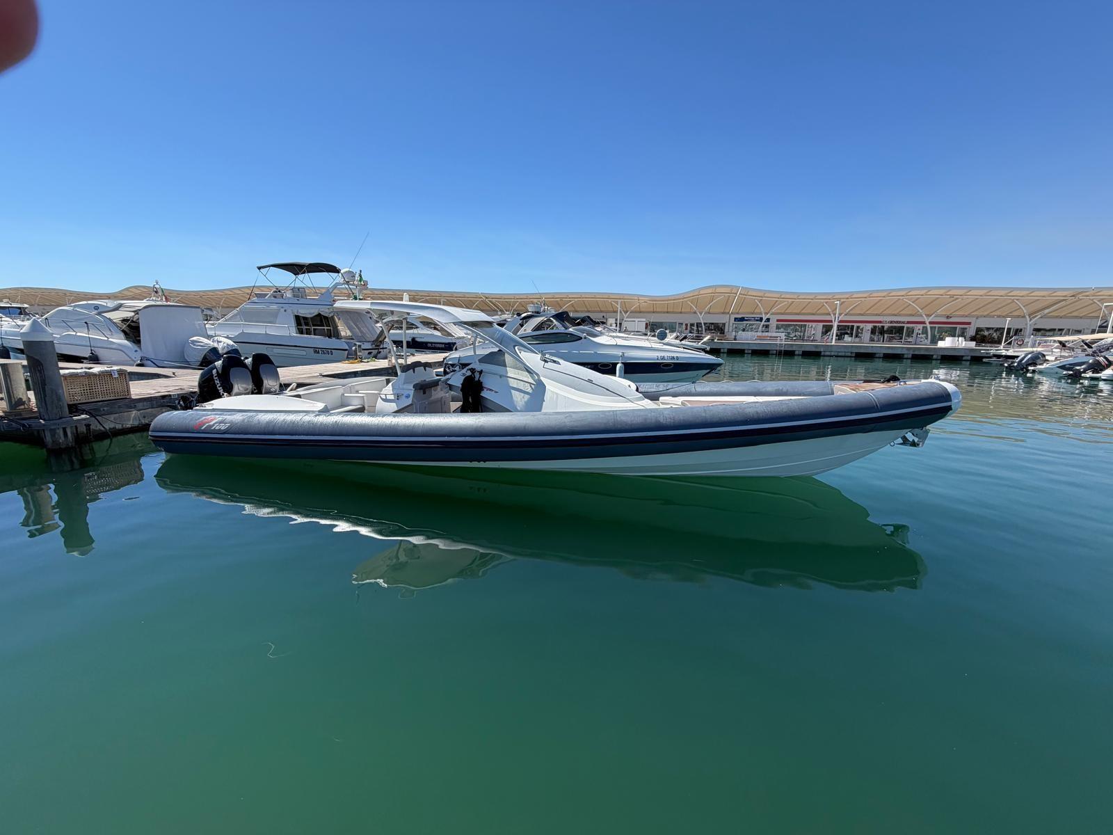 panamera yacht Py100