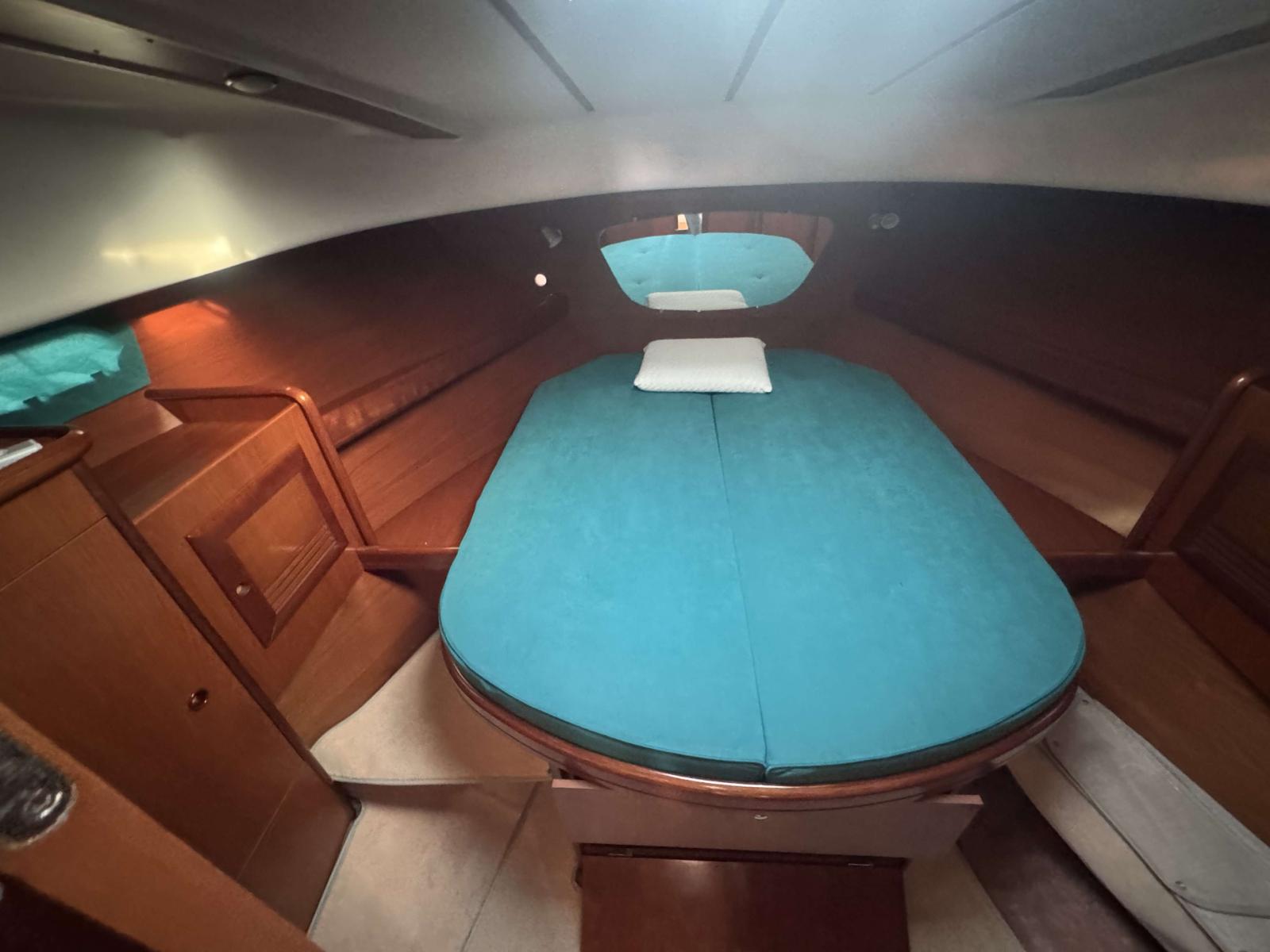 beneteau Antares 1080