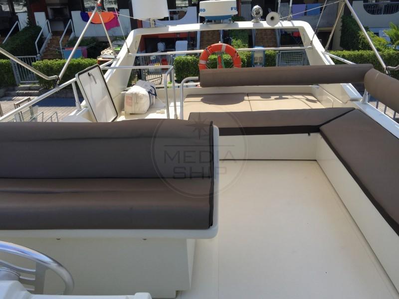 ferretti 150