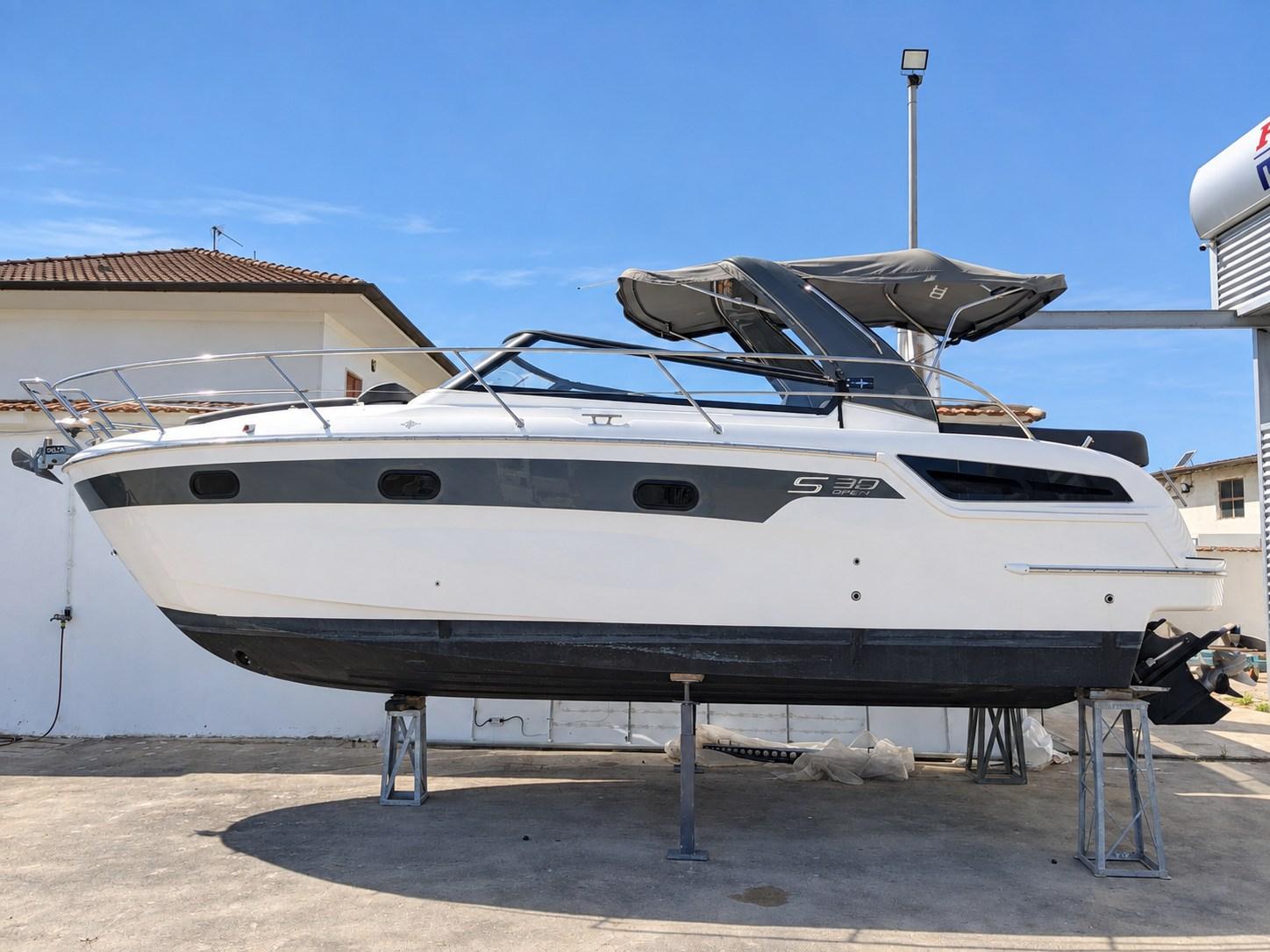 bavaria yachts S30