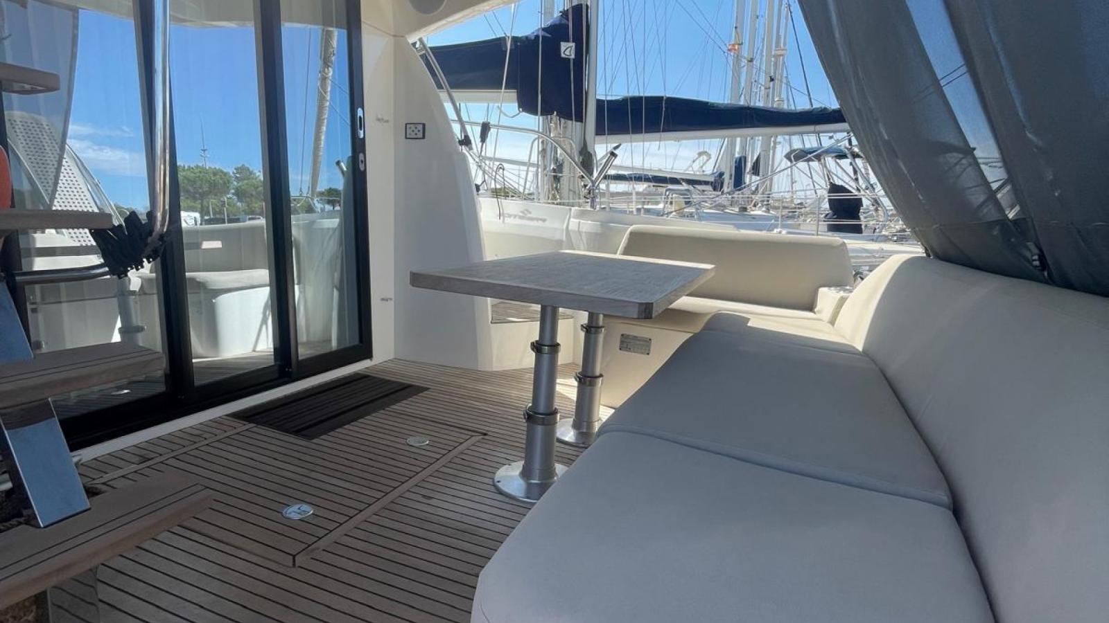 jeanneau Prestige 420 fly