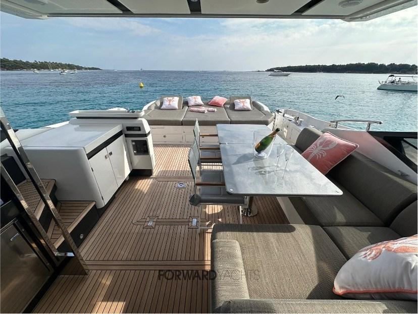 azimut S7