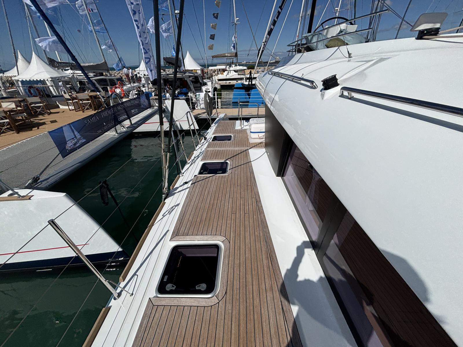 lagoon 620