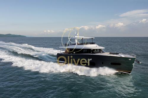 Azimut magellano 66