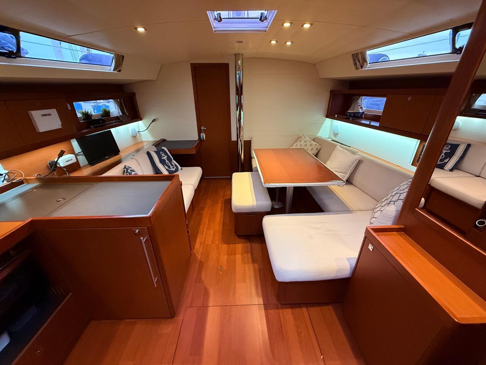 beneteau Oceanis 45