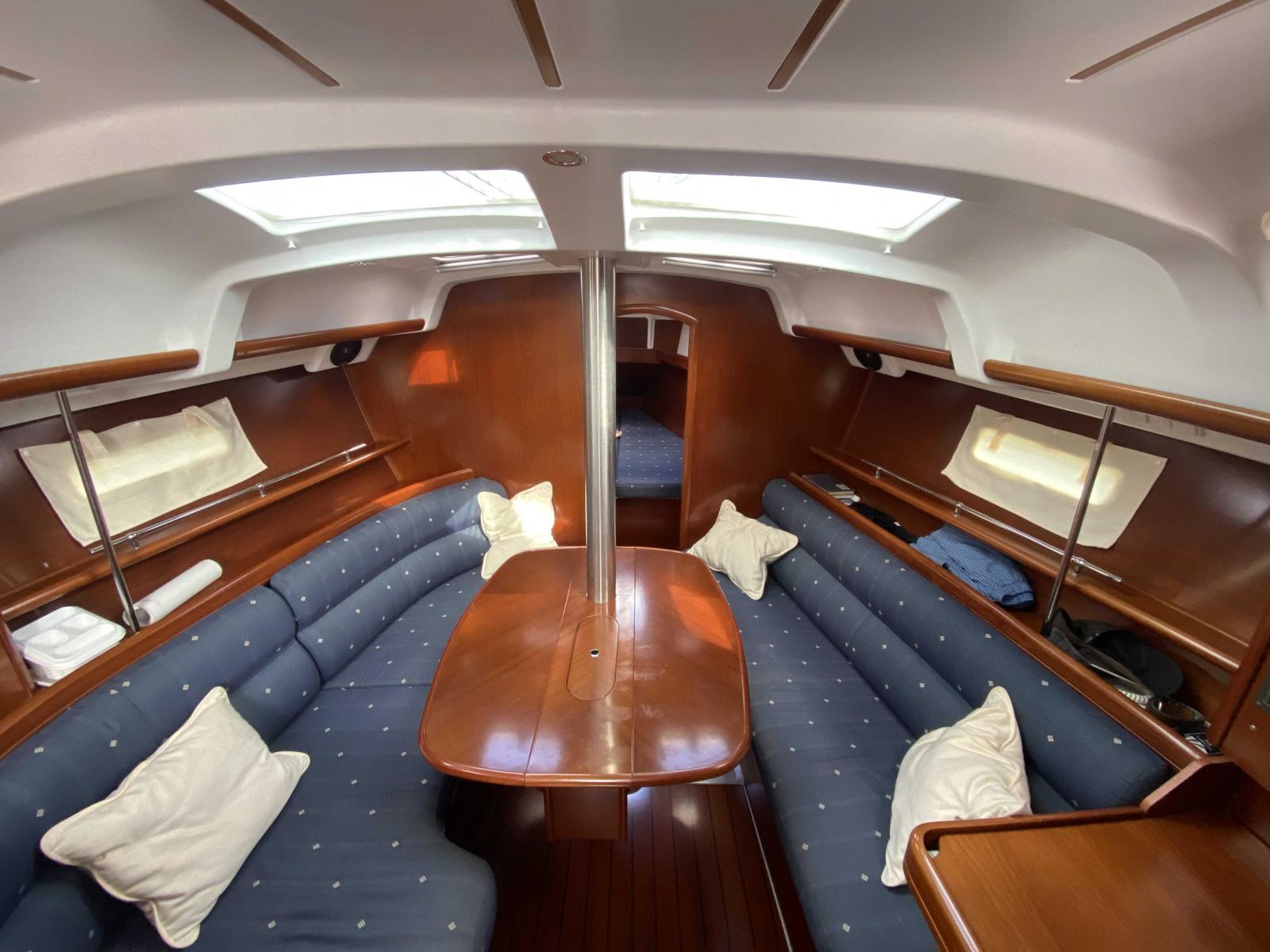 beneteau Oceanis 343