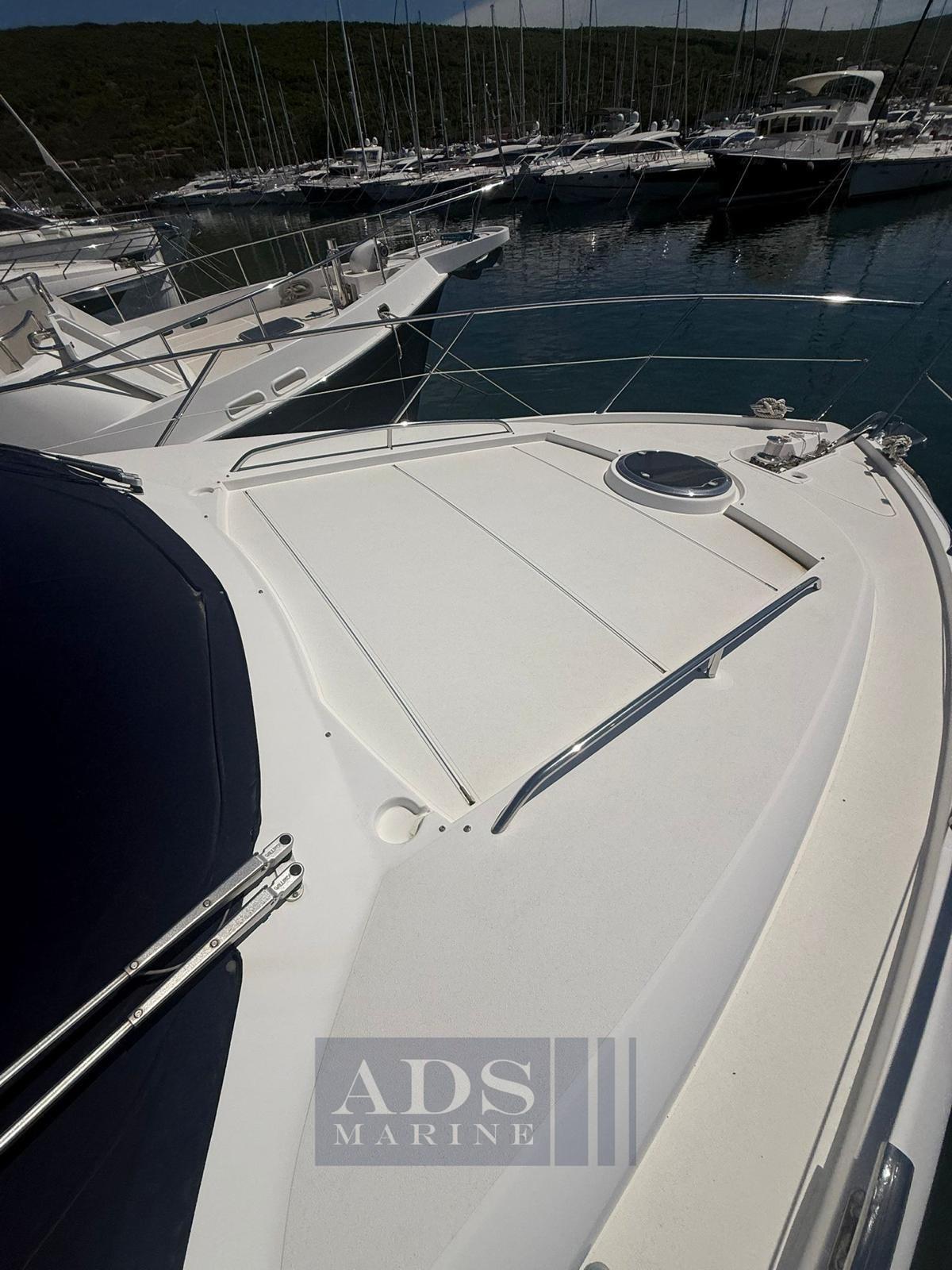 sunseeker Predator 52