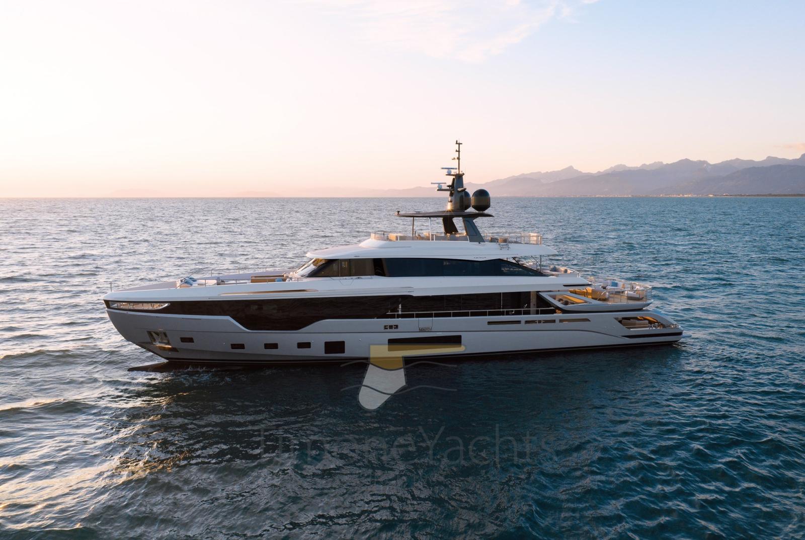 azimut Grande trideck