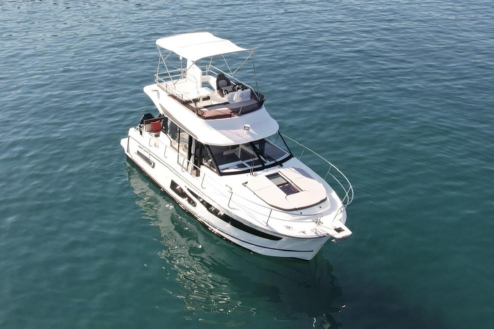 jeanneau Merry fisher 1095 fly