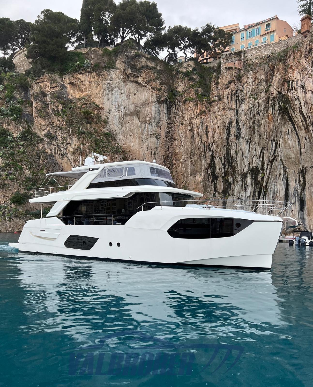 absolute Navetta 68