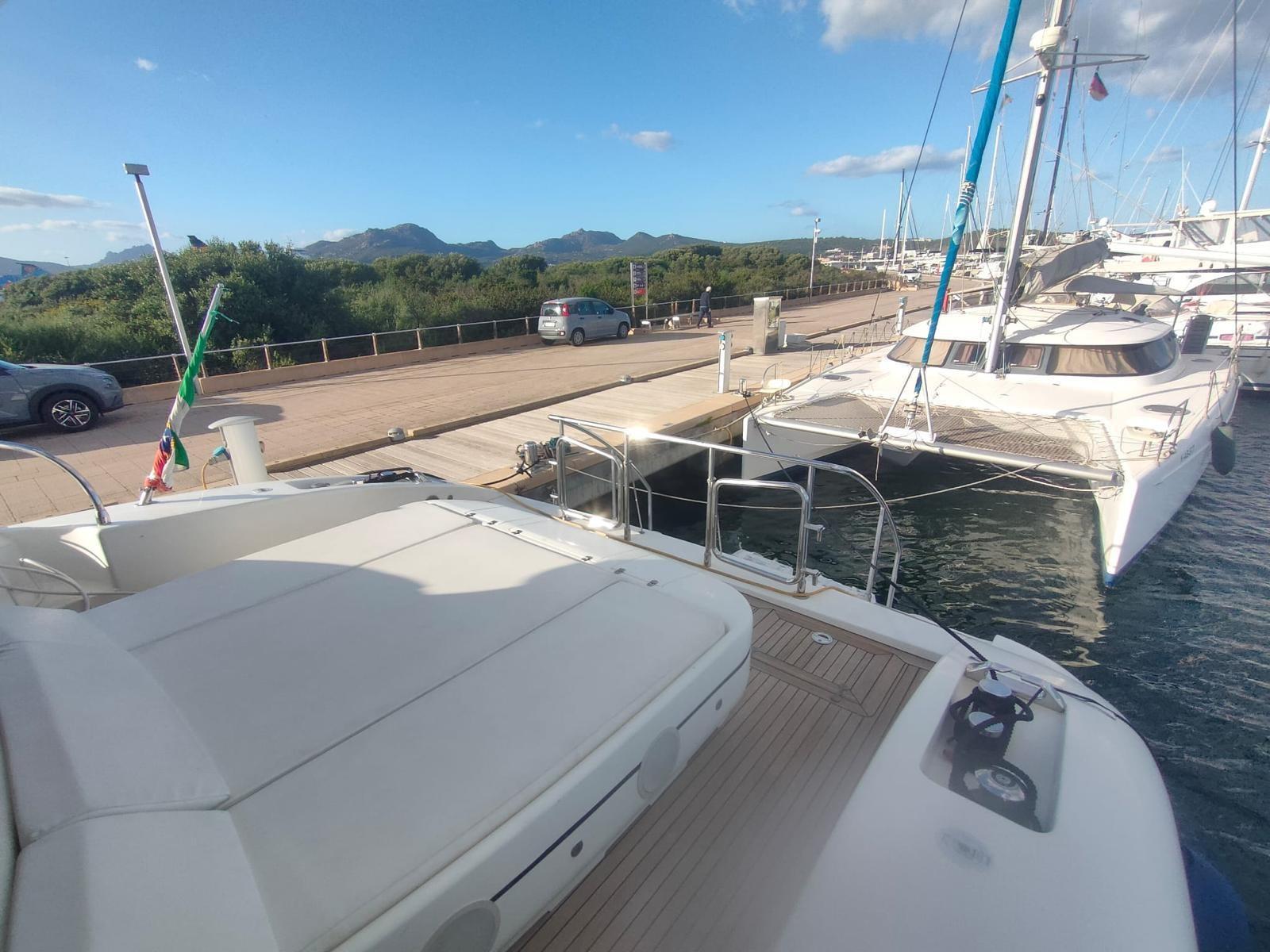 mangusta 72