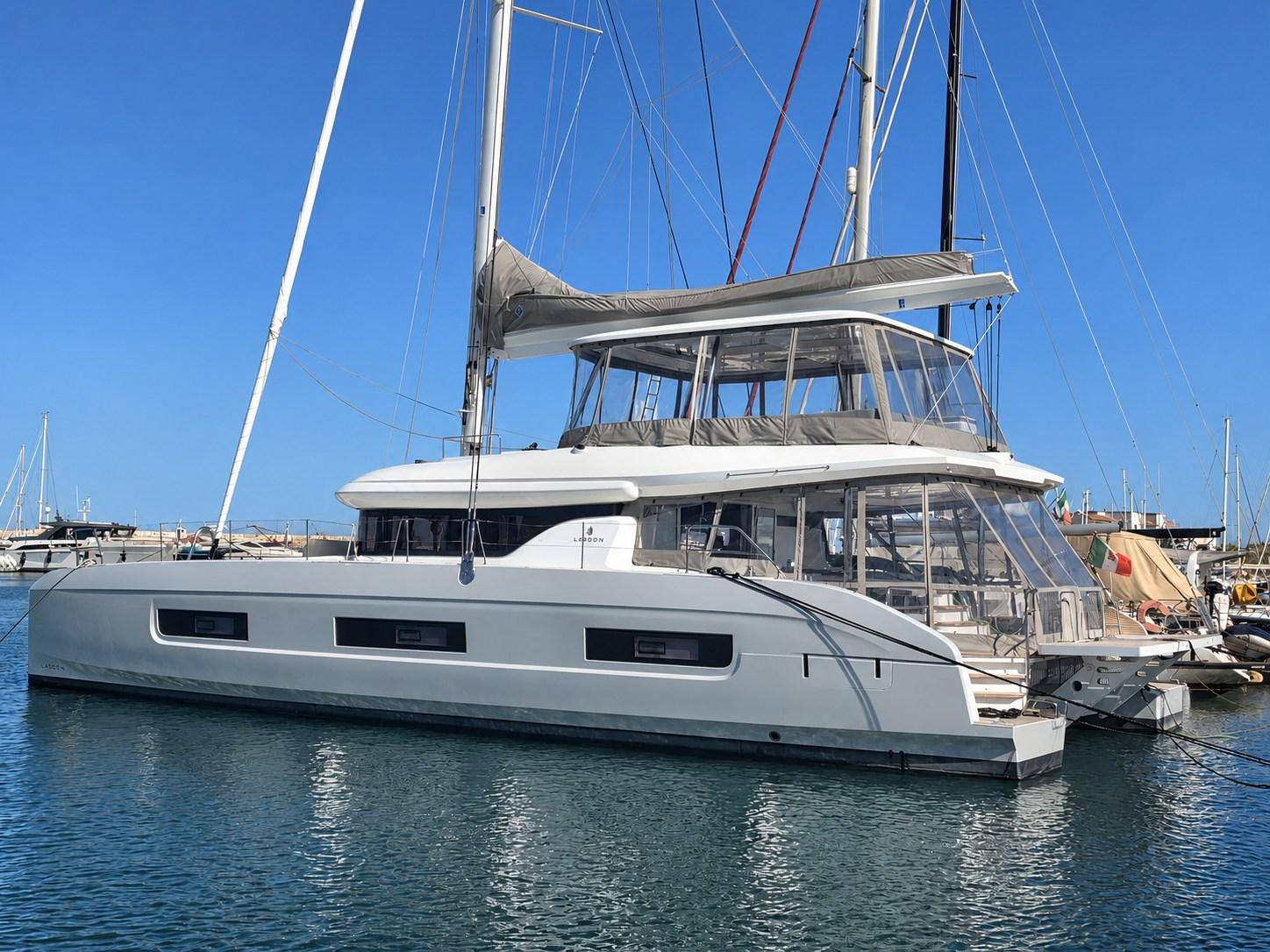 lagoon 60