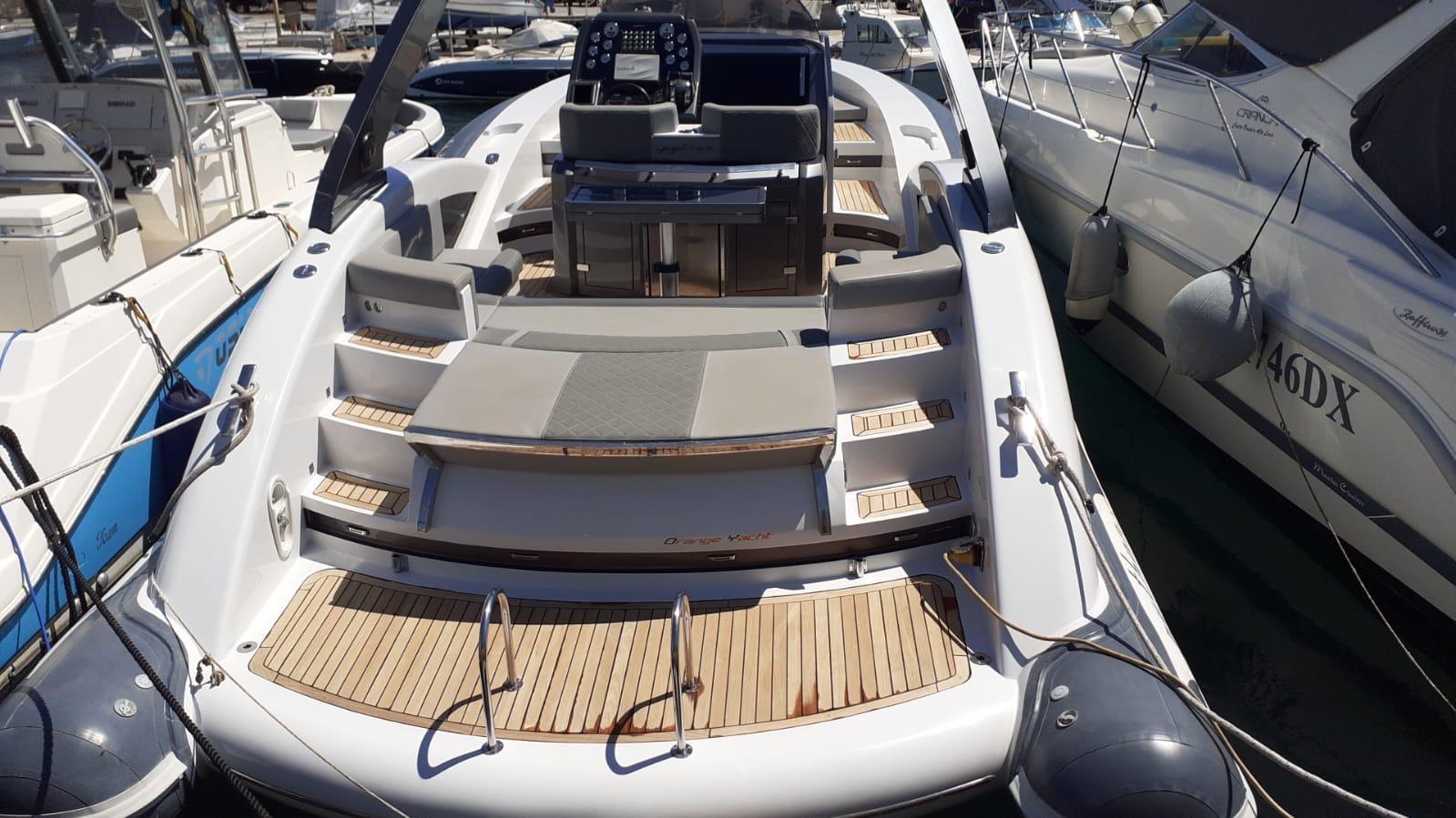 python yacht Python c33