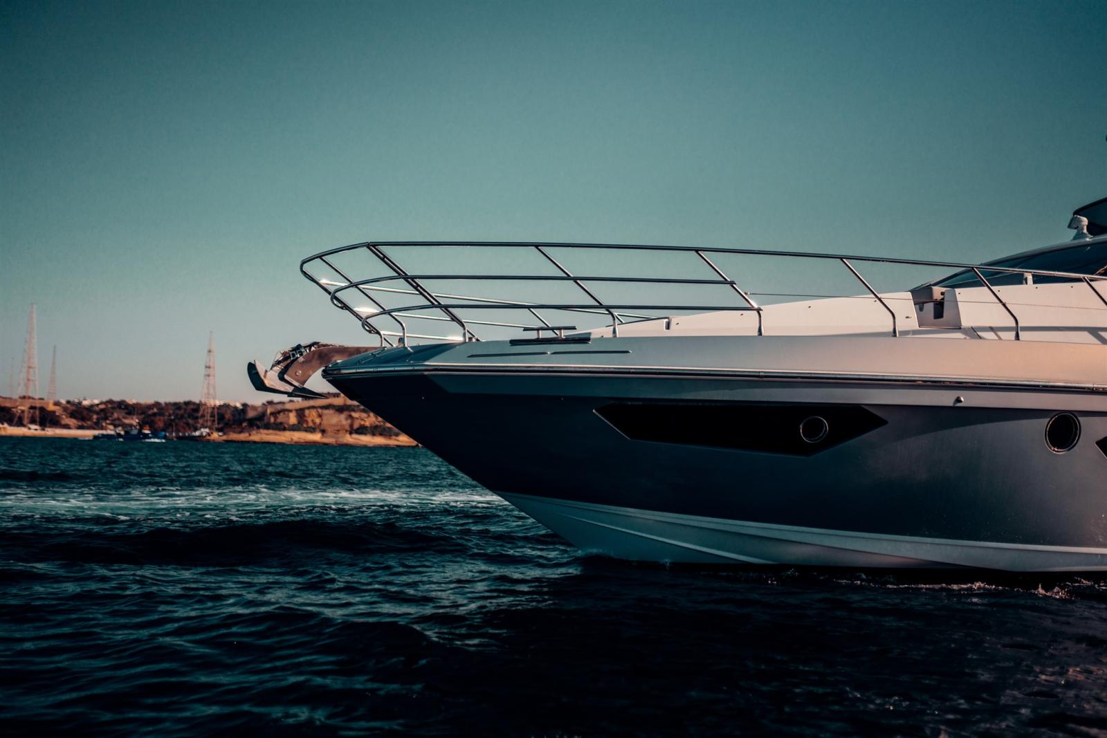 azimut 66 flybridge