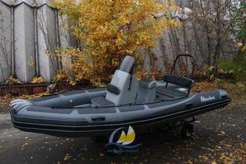 Adventure boats adventure vesta 585