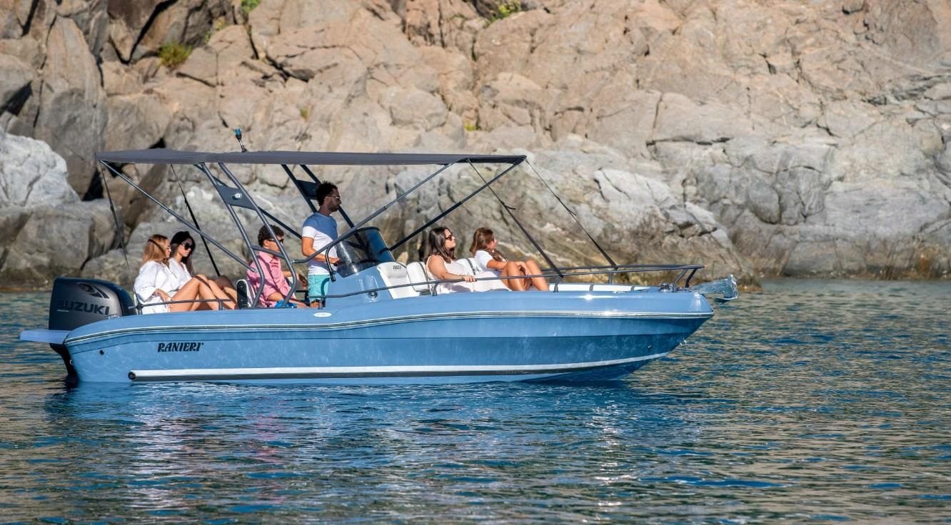 ranieri cantiere Ranieri azzurra