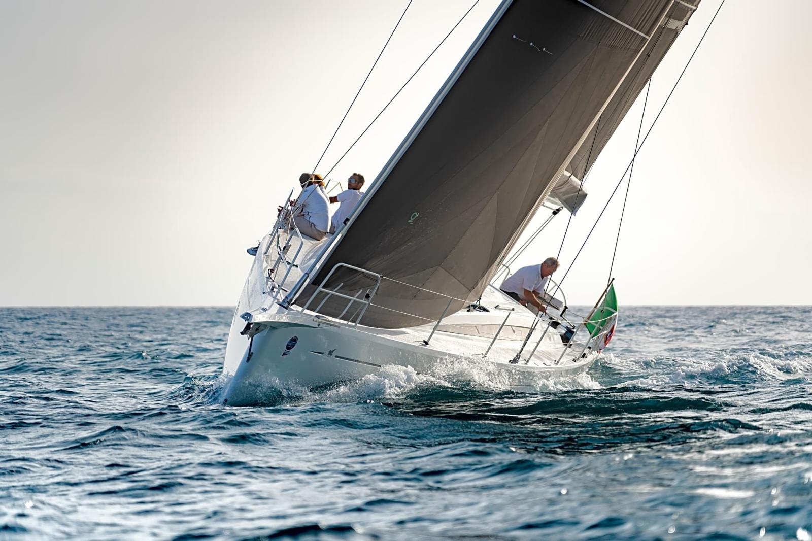 italia yachts Italia 12.98 new