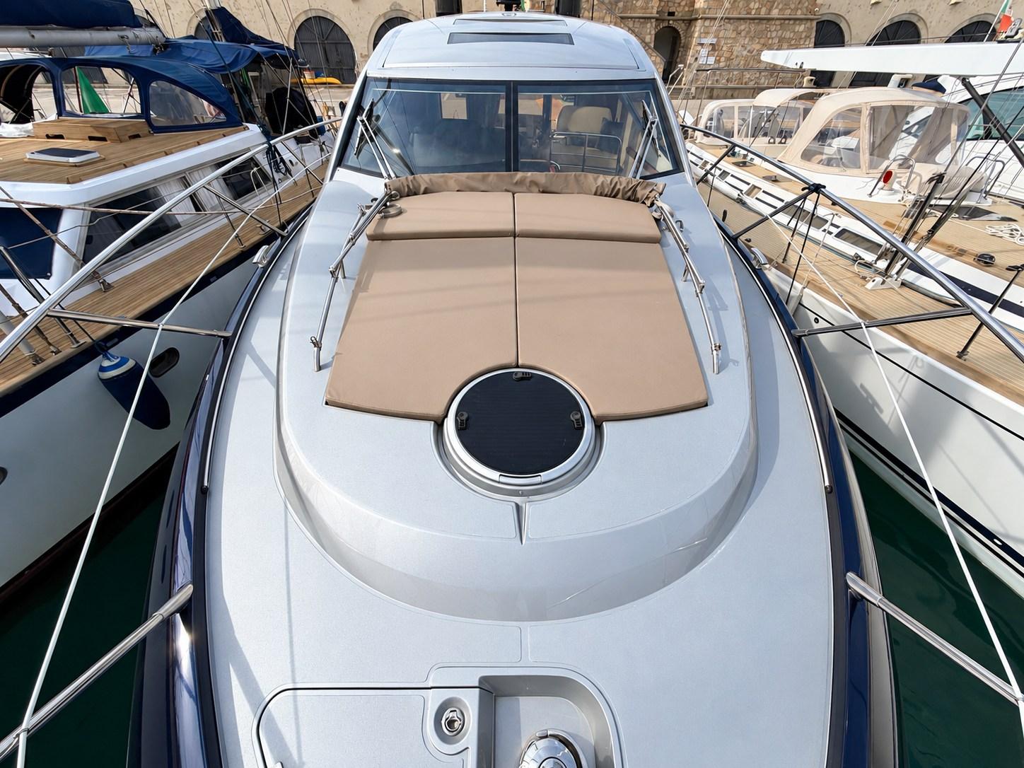 sunseeker Predator 52