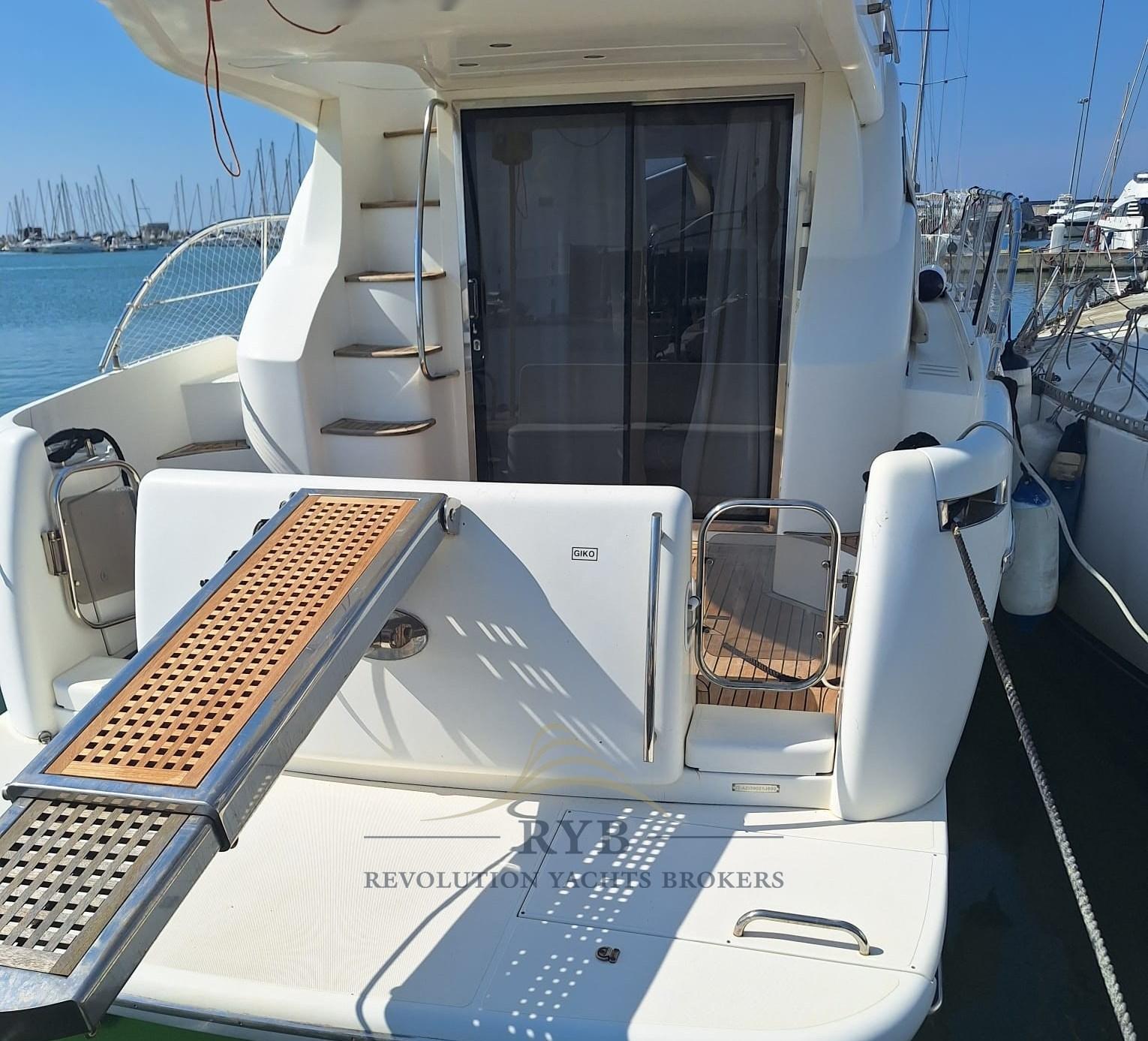 azimut 39
