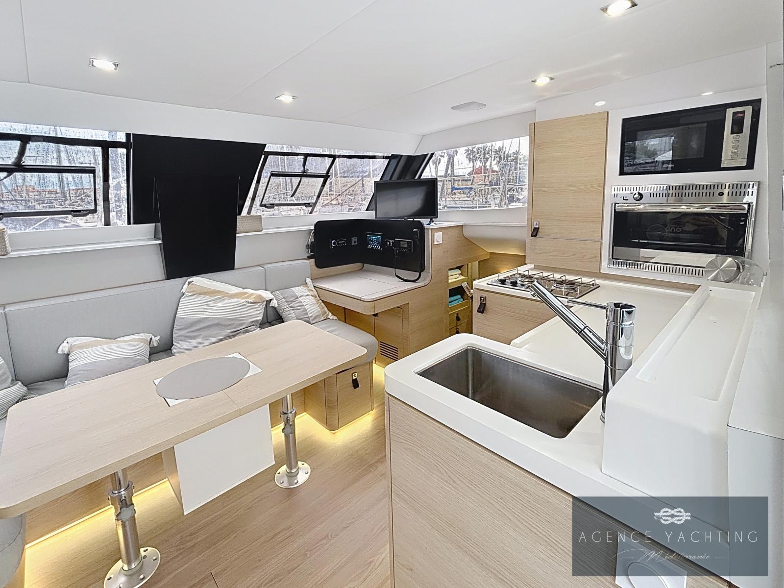 aventura yachts 37