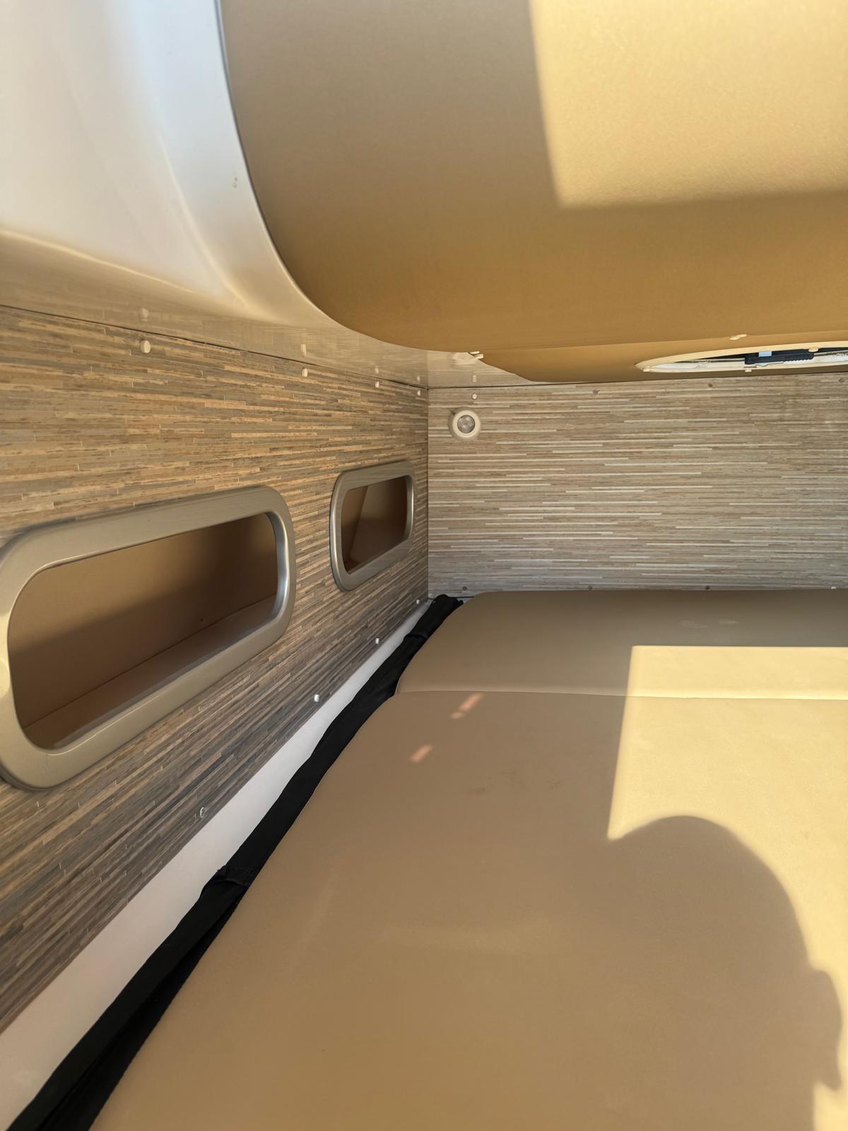 sacs Sacs stratos 12