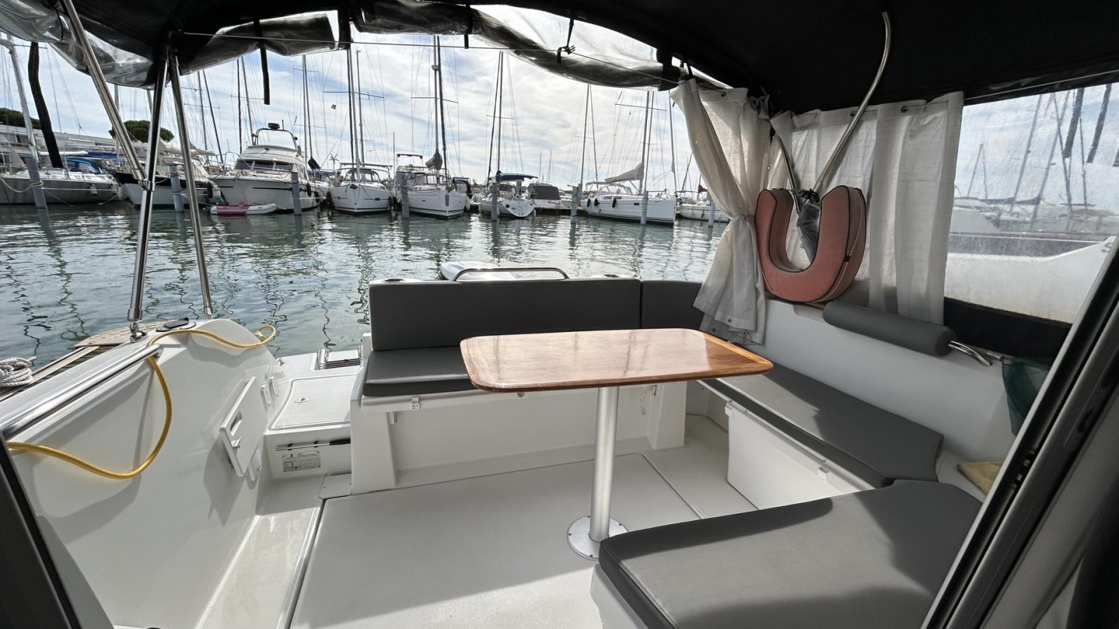 beneteau Antares 8 ob