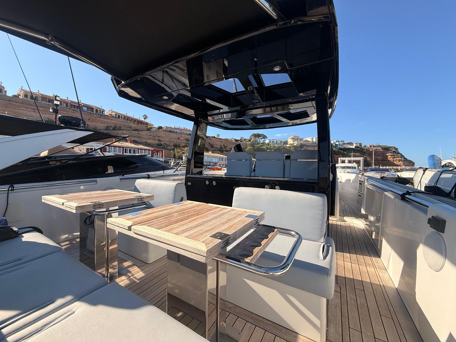 fjord 42 open