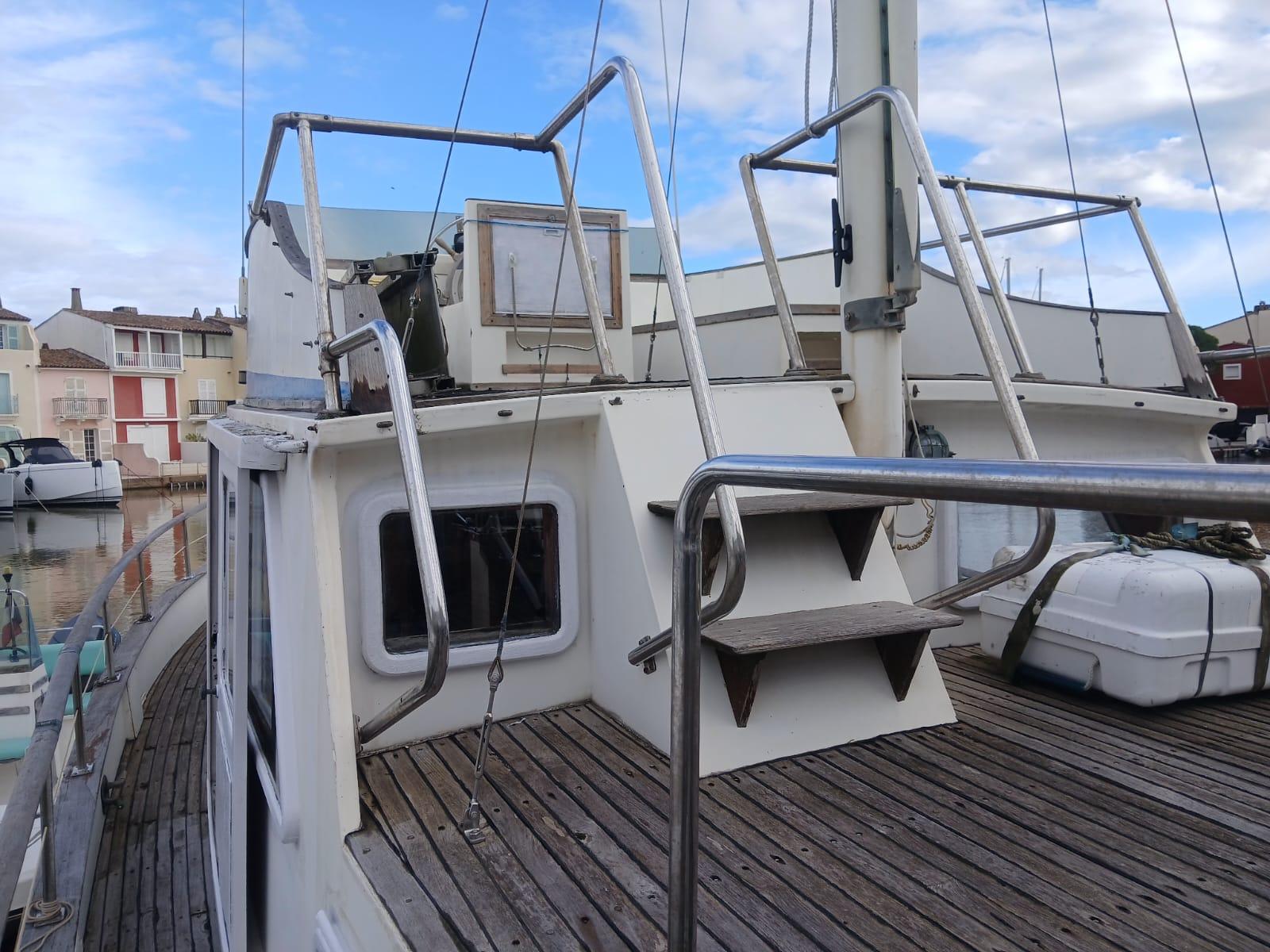 grand banks 40