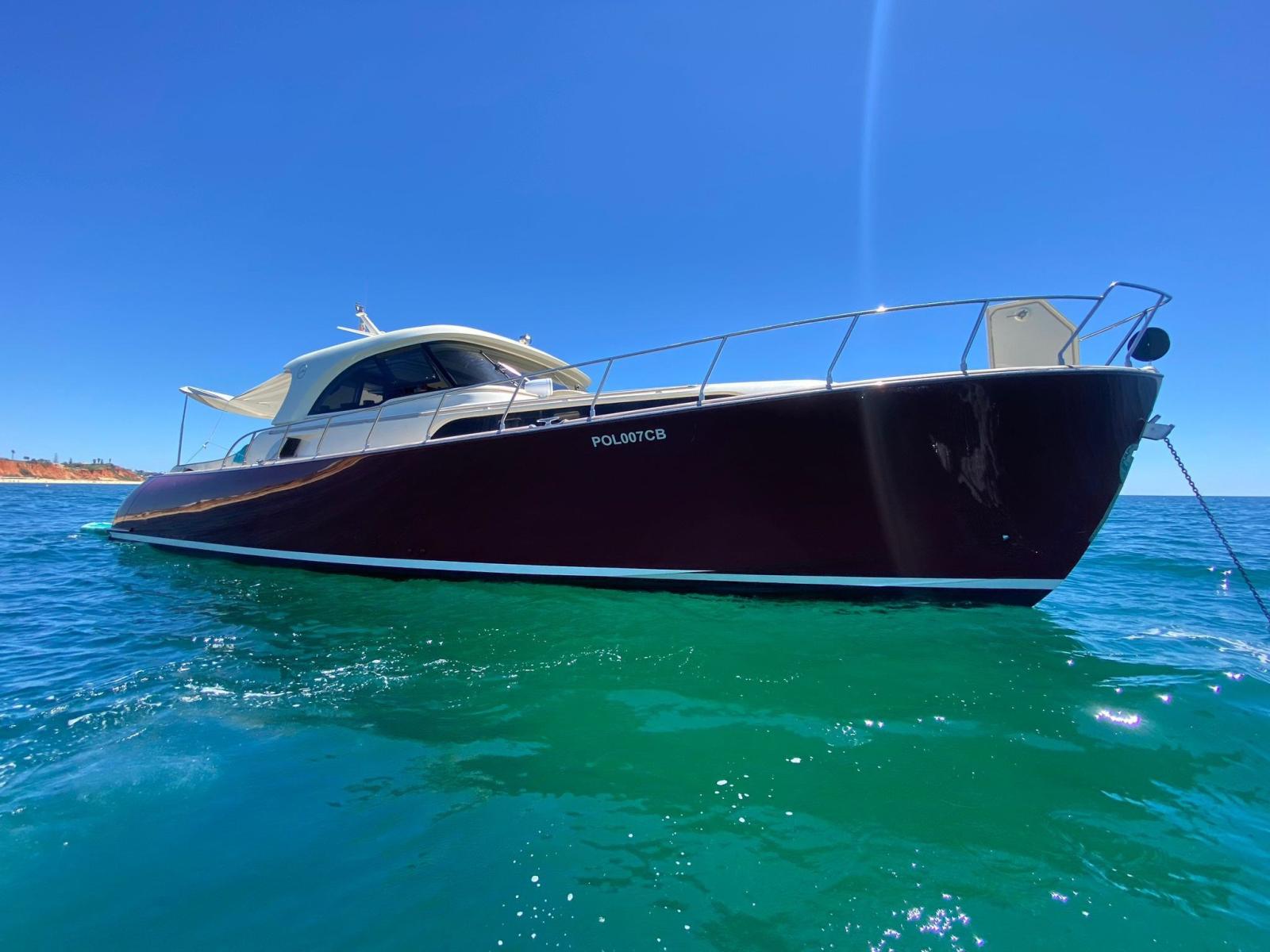 mochi craft Mochi 51 dolphin