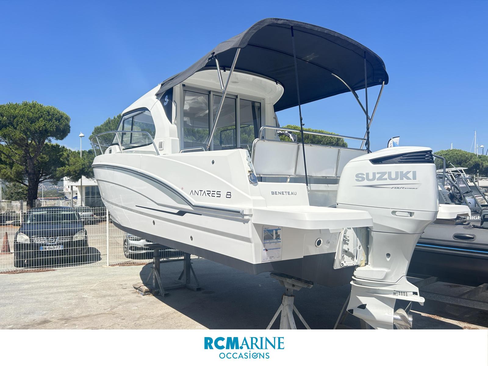 beneteau Antares 8