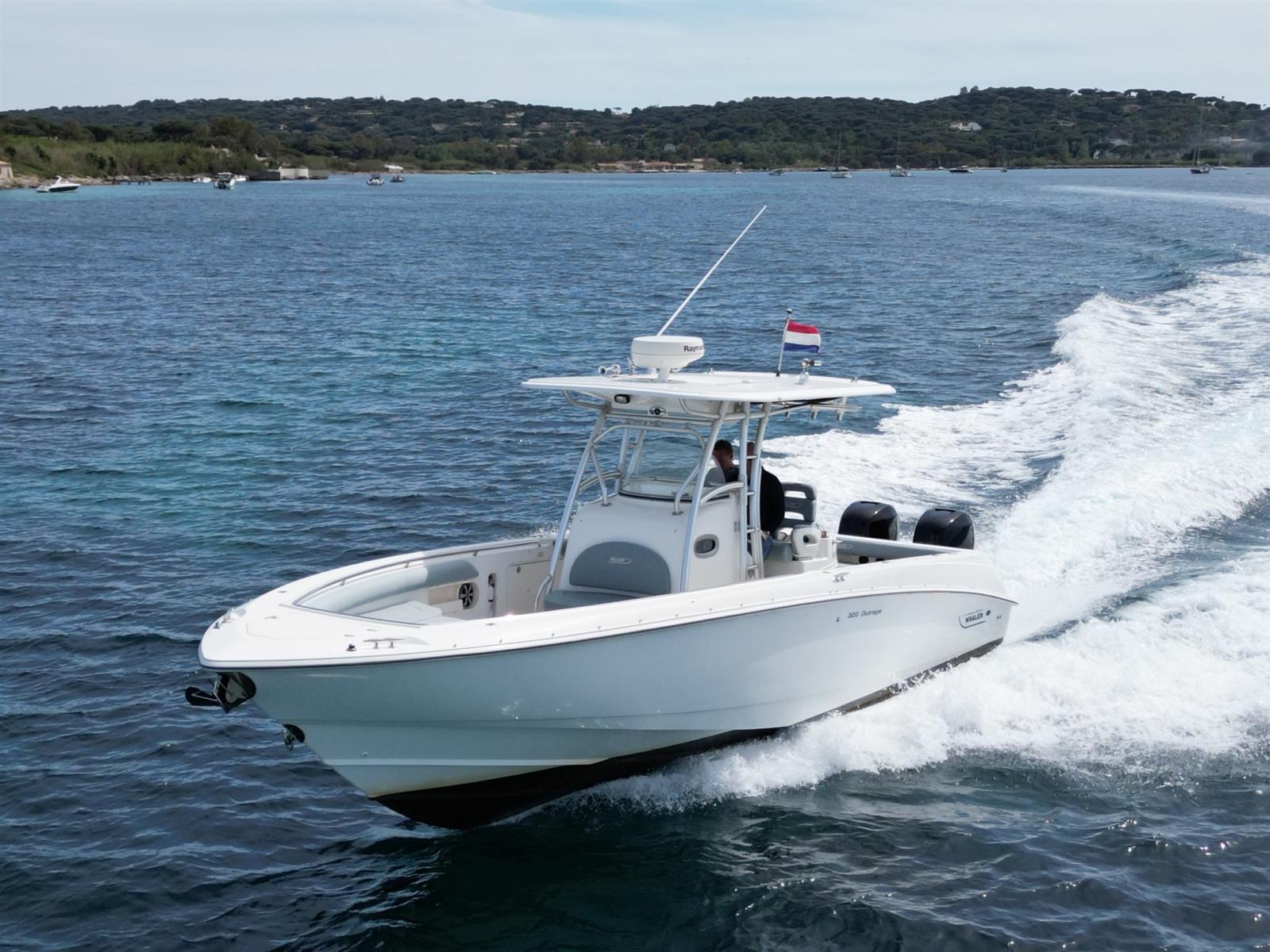 boston whaler 320 outrage - 2x mercury verado 250
